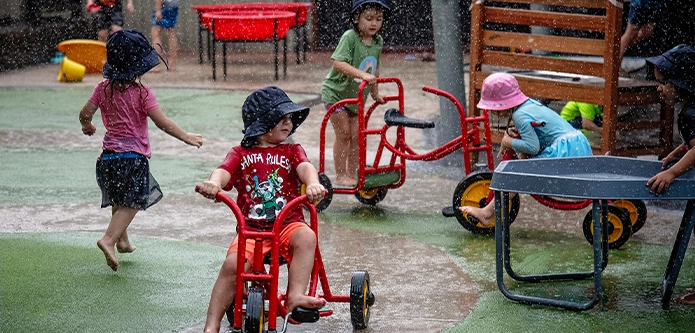 Kindergarten-Carousel-5-Large
